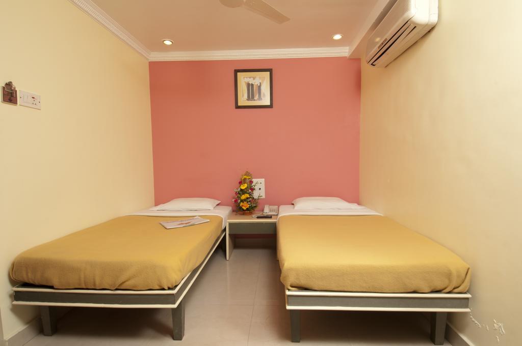 Hotel City Palace Bombay Extérieur photo